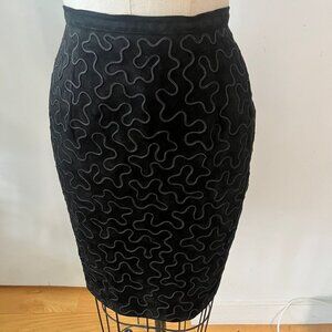 Vintage Maxima For Bergdorf's  Raised Geometric Black  Suede Skirt Size 14